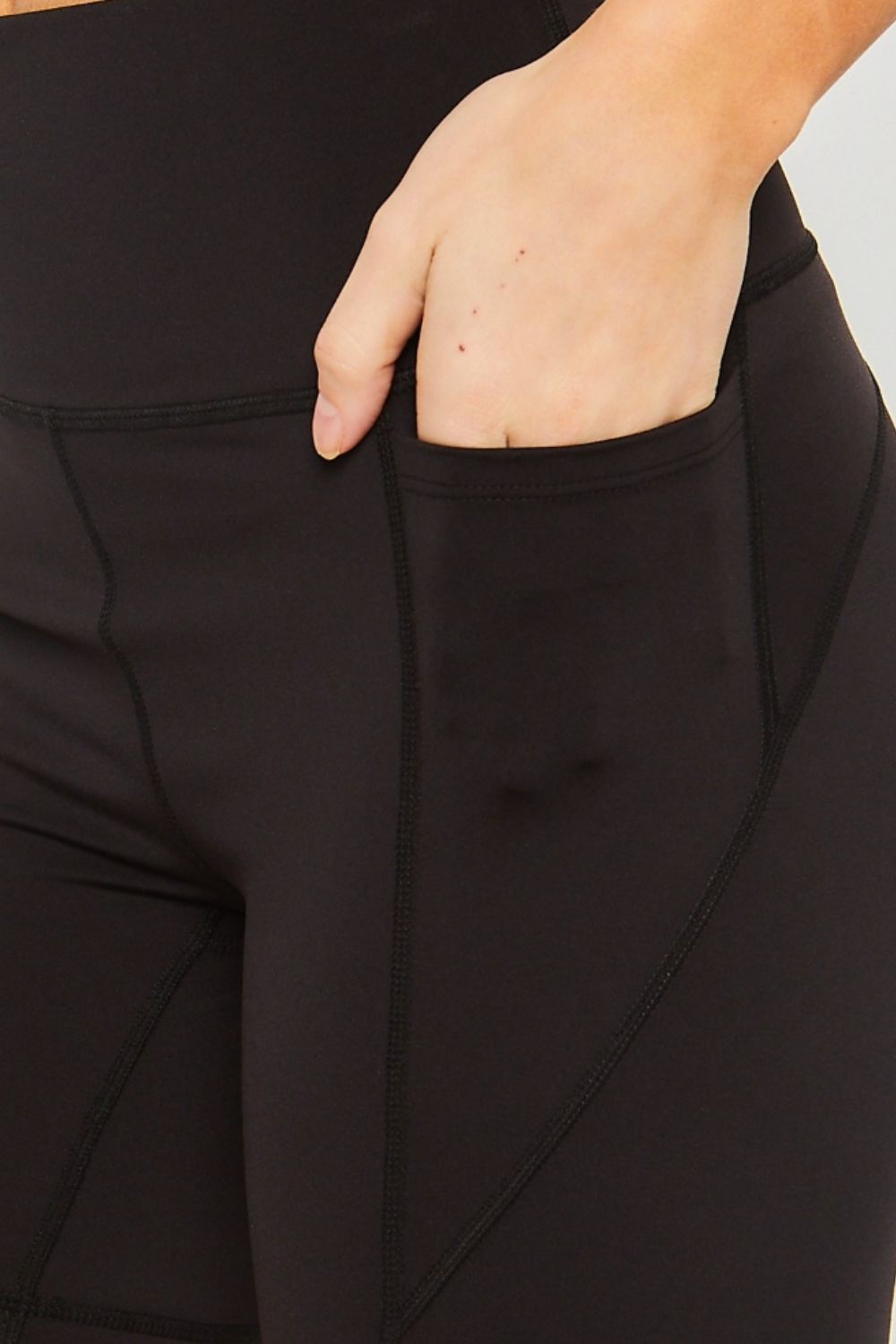 Love Tree High Waist Seam Detail Active Shorts - Black