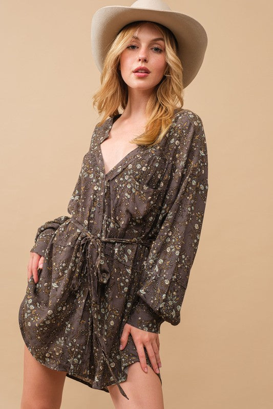 Rayon Crinkle Ditsy Floral Raw Shift Shirt Dress - Blue B
