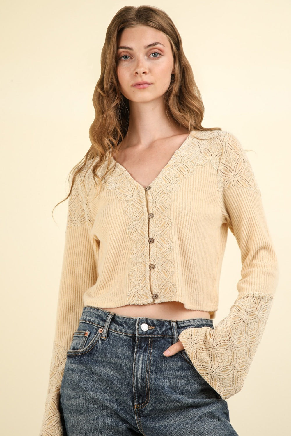 VERY J V-Neck Lace Detail Button Down Crop Ribbed Knit Top - Natural