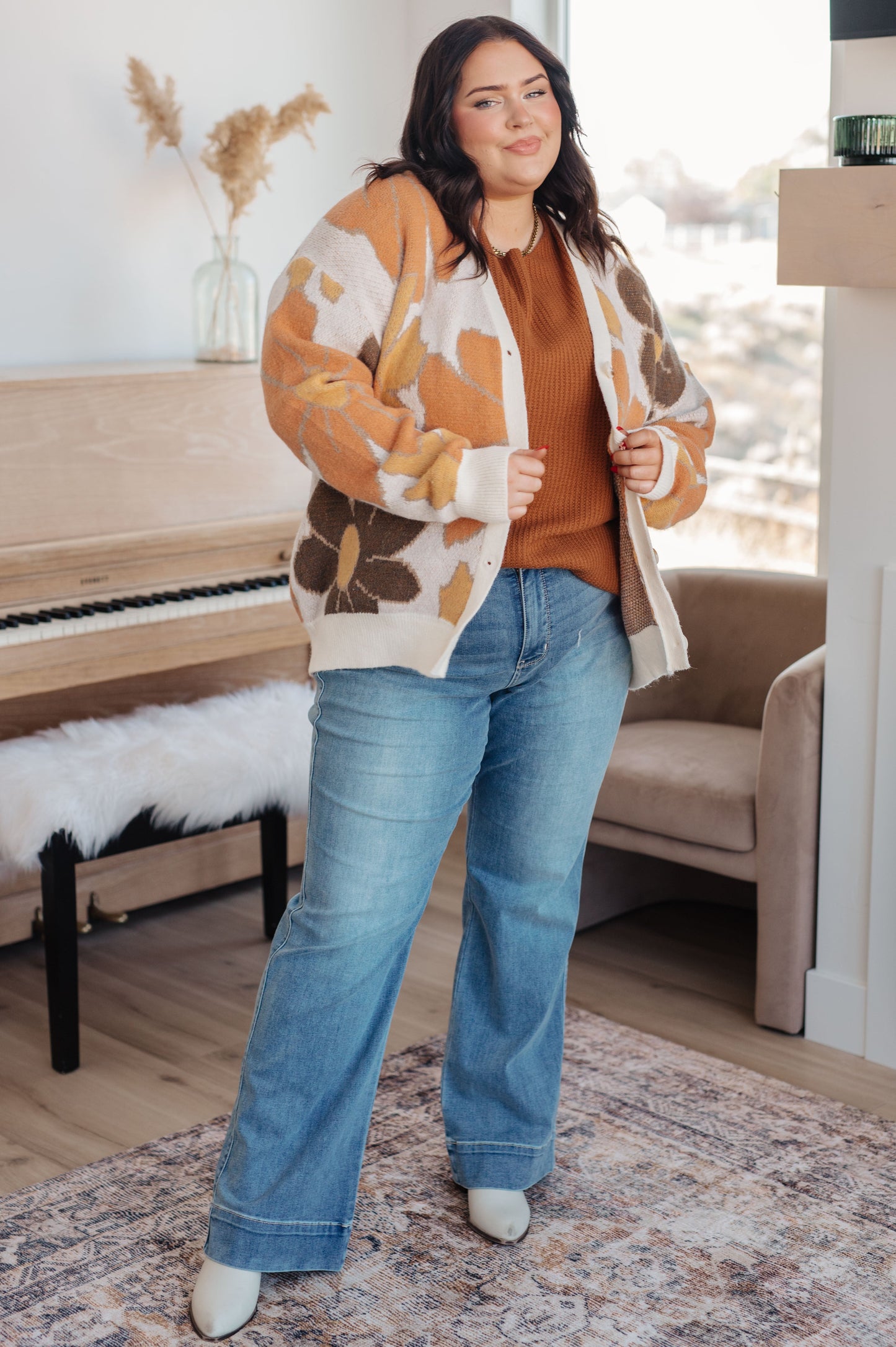 Exquisitely Mod Floral Cardigan - BiBi