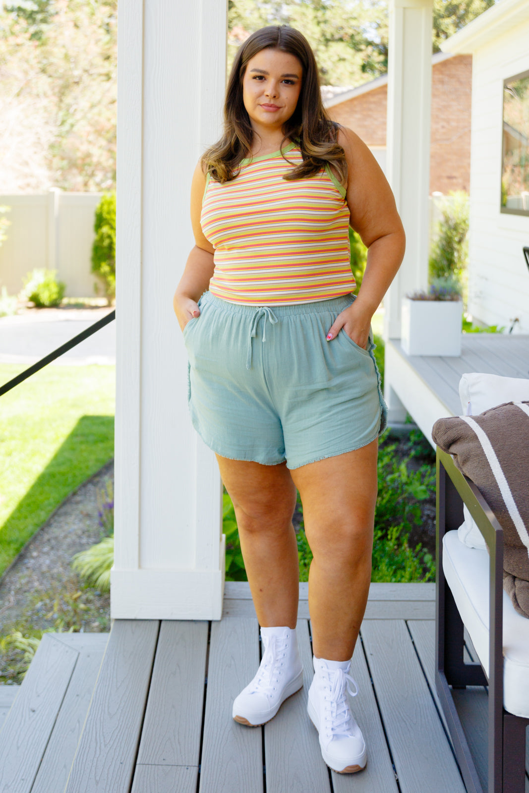Hanging By A Moment High Rise Shorts - Very J