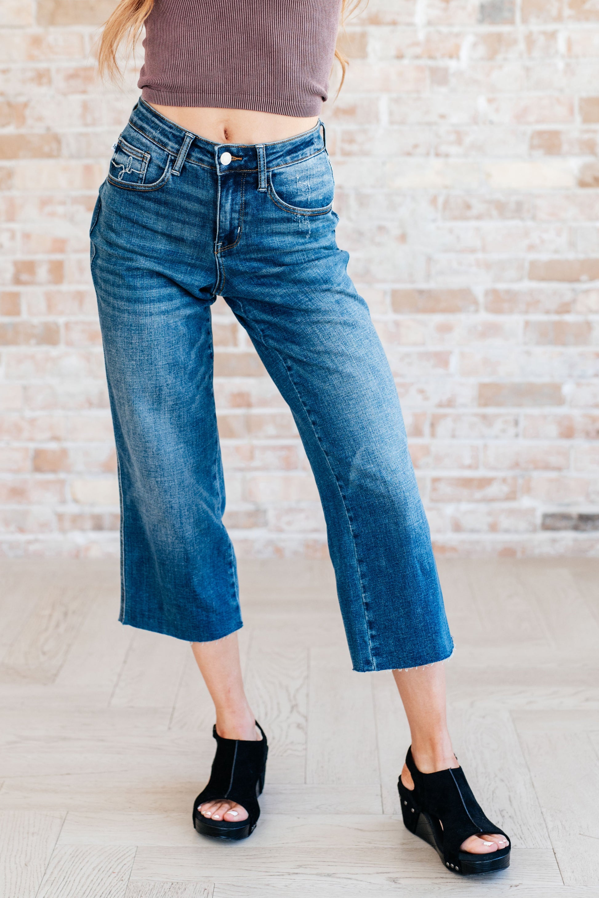 Hayes High Rise Wide Leg Crop Jeans - Judy Blue