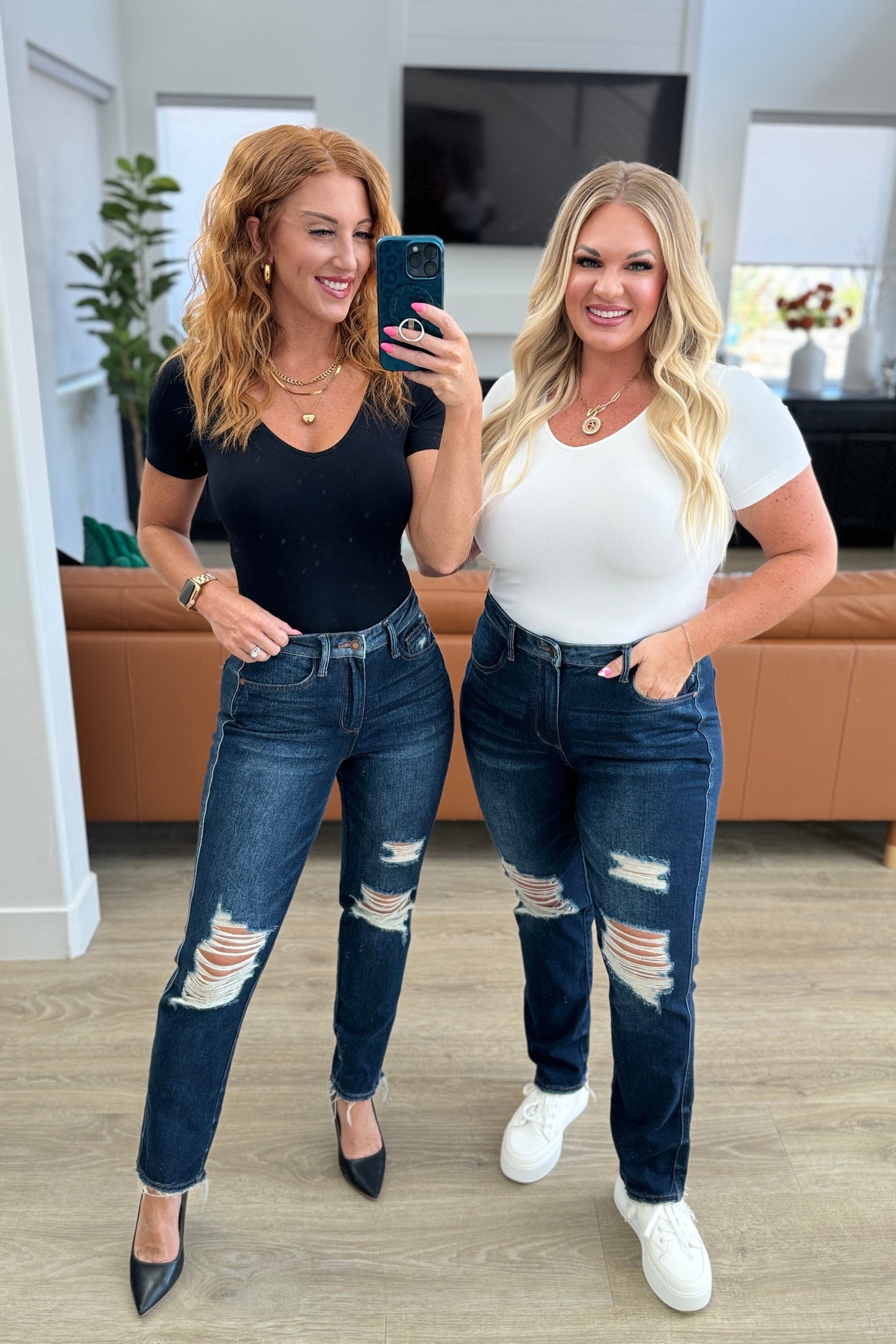 Montana High Rise Rigid Magic Distressed Straight Jeans - Judy Blue