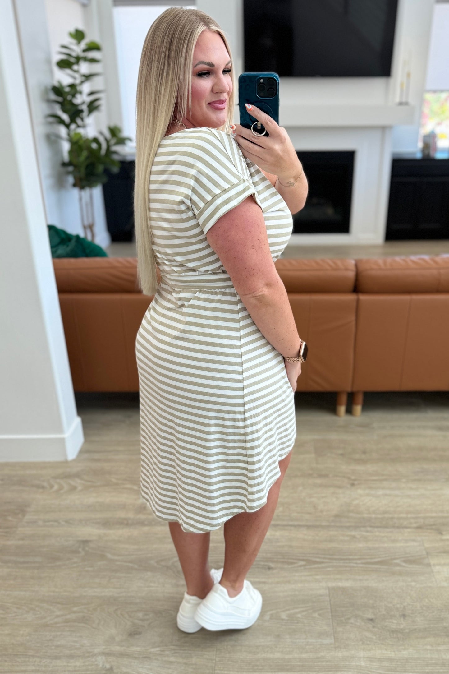 Has Merit Tulip Midi Dress - One Eleven North