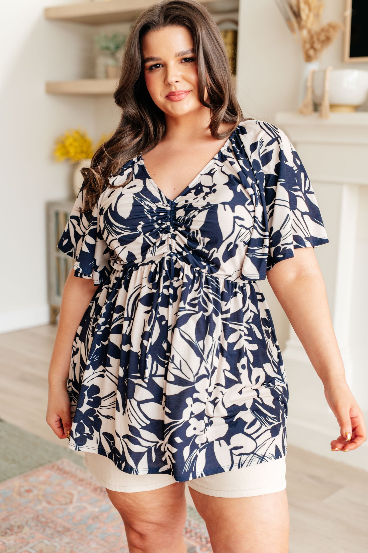 In Contrast Floral V-Neck Top - Shopin La