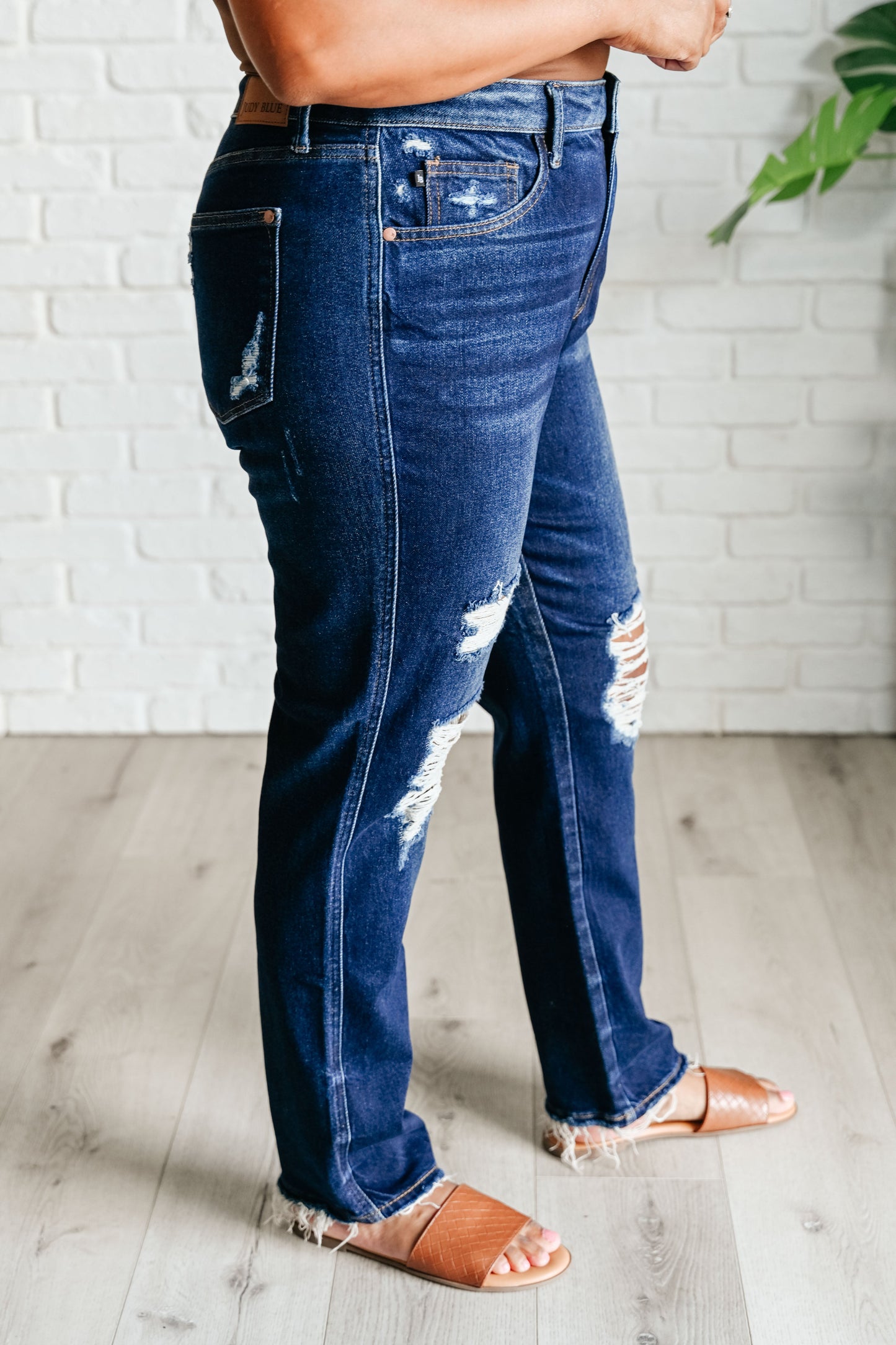Montana High Rise Rigid Magic Distressed Straight Jeans - Judy Blue