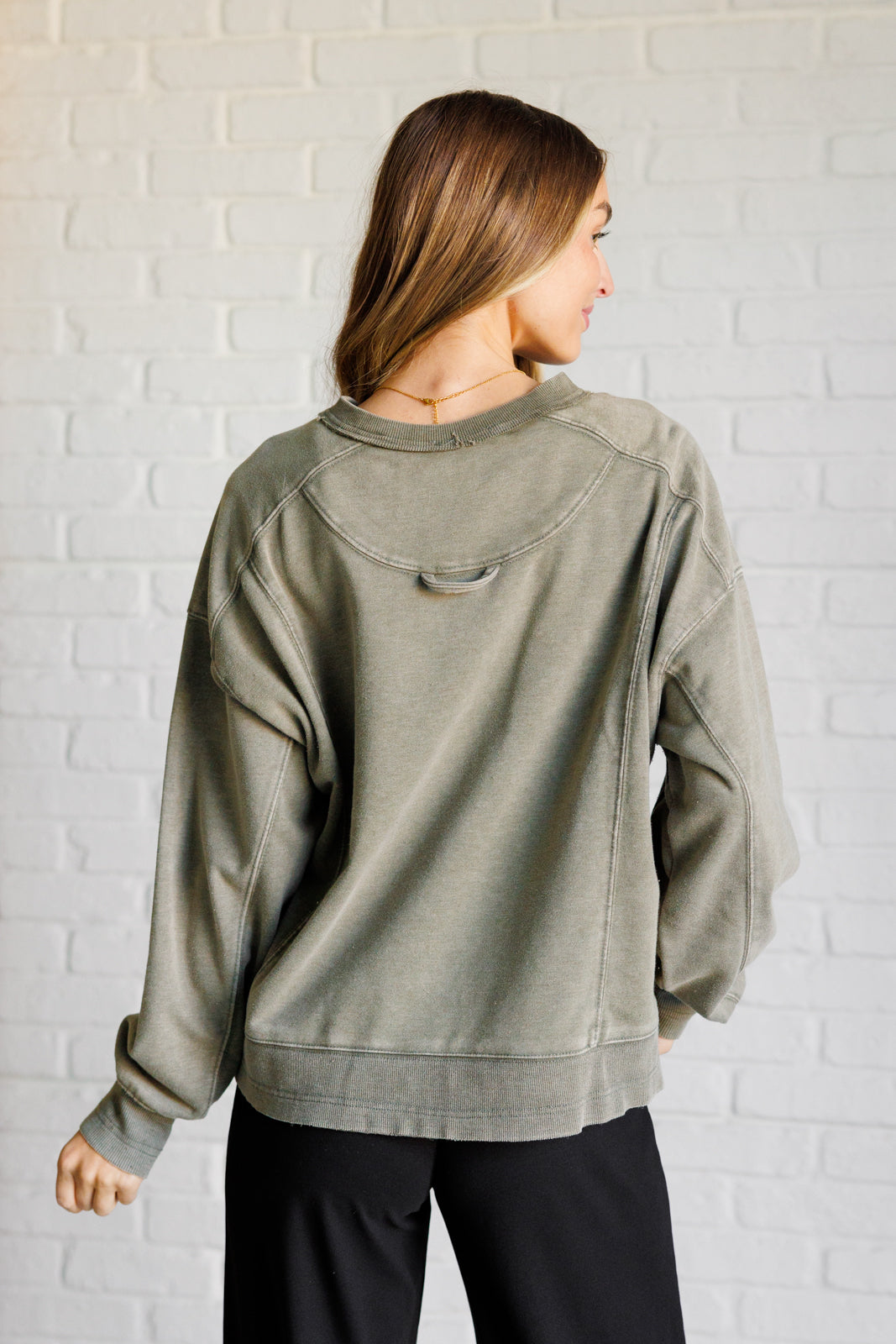 Quick Fix Mineral Wash Crew Neck Pullover in Army Green - Rae Mode
