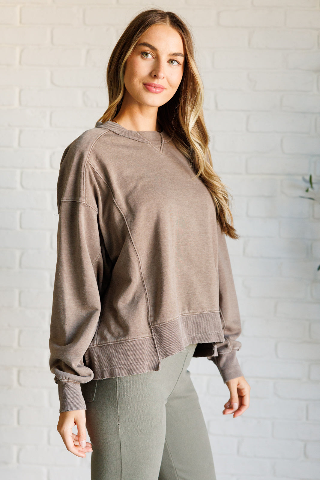 Quick Fix Mineral Wash Crew Neck Pullover in Mocha - Rae Mode