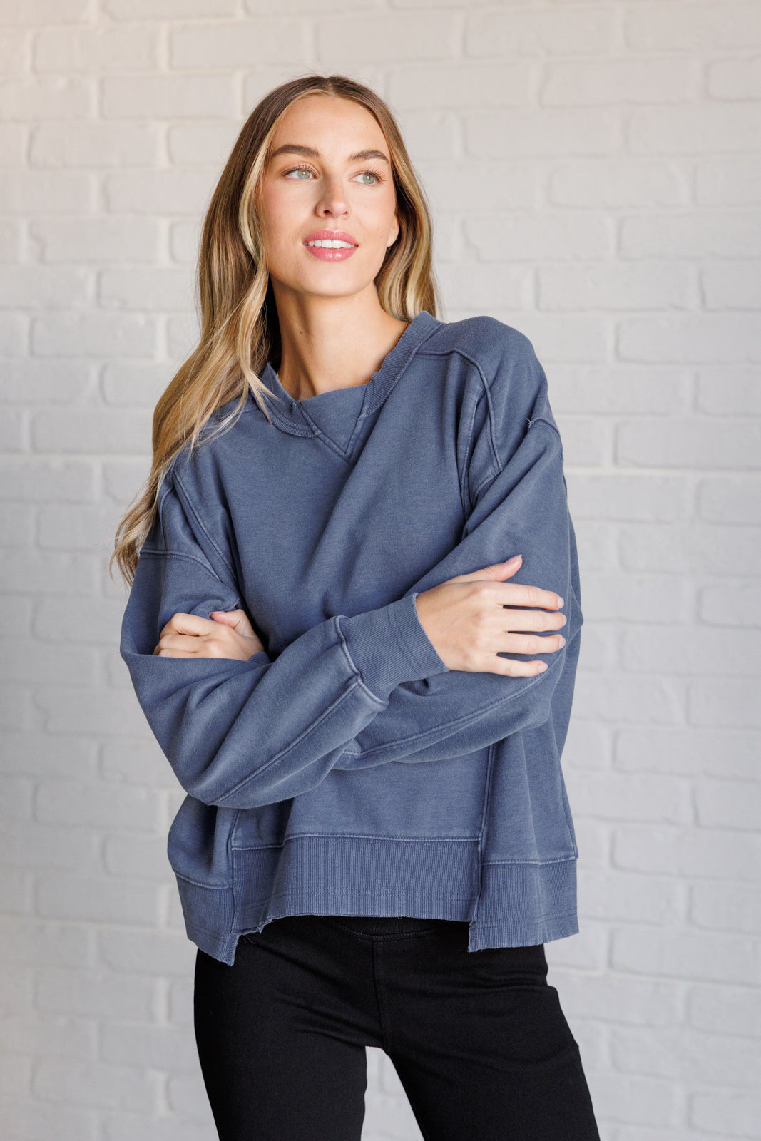 Quick Fix Mineral Wash Crew Neck Pullover in Psychic - Rae Mode