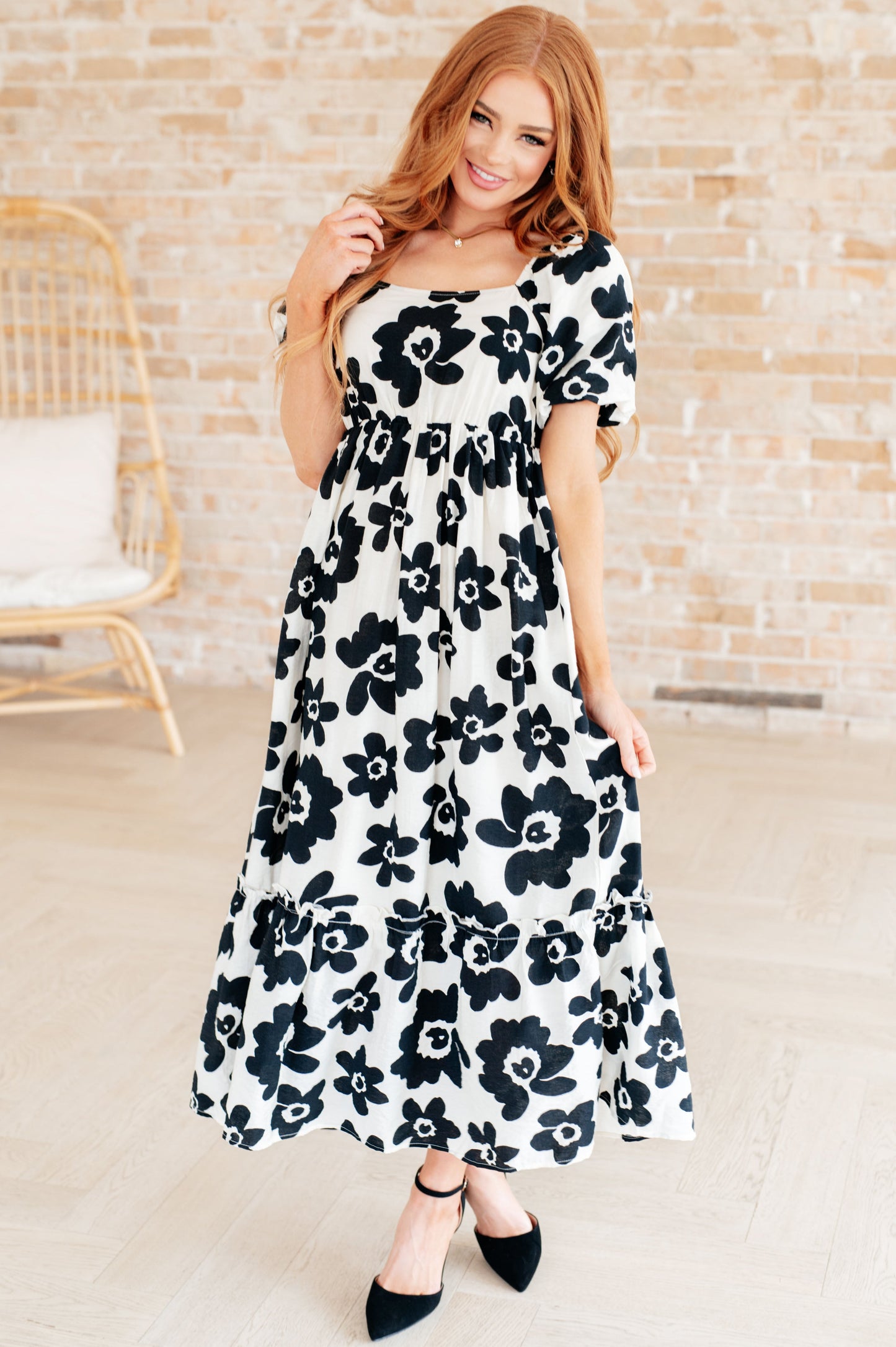 The Hot Topic Square Neck Floral Dress - Polagram