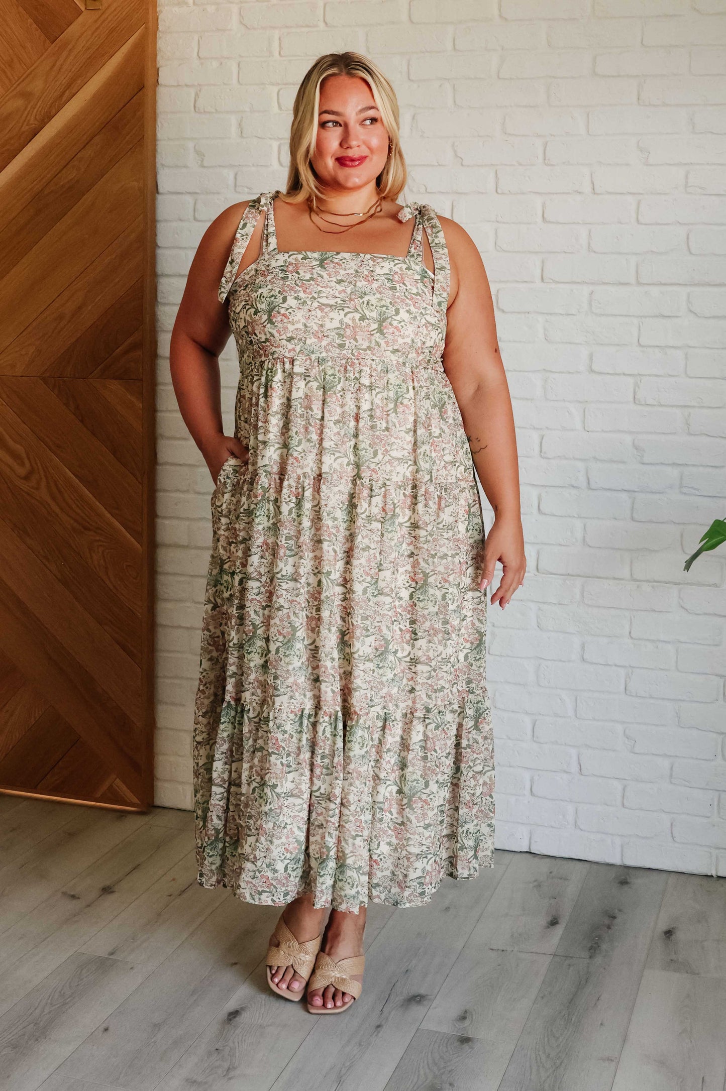 Tiptoe Through the Tulips Square Neck Tiered Dress - Polagram