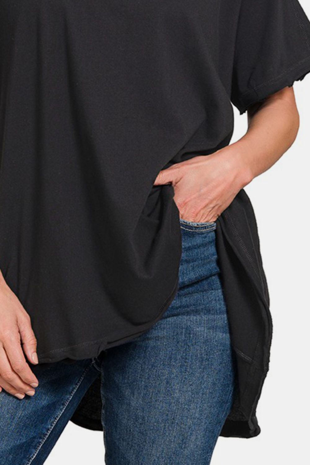 Zenana Round Neck Short Sleeve T-Shirt - Black