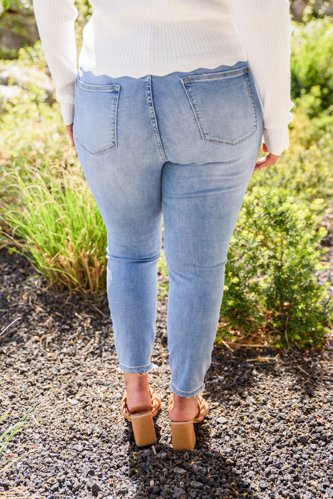 Hi-Rise Button Fly Skinny Jeans - Judy Blue