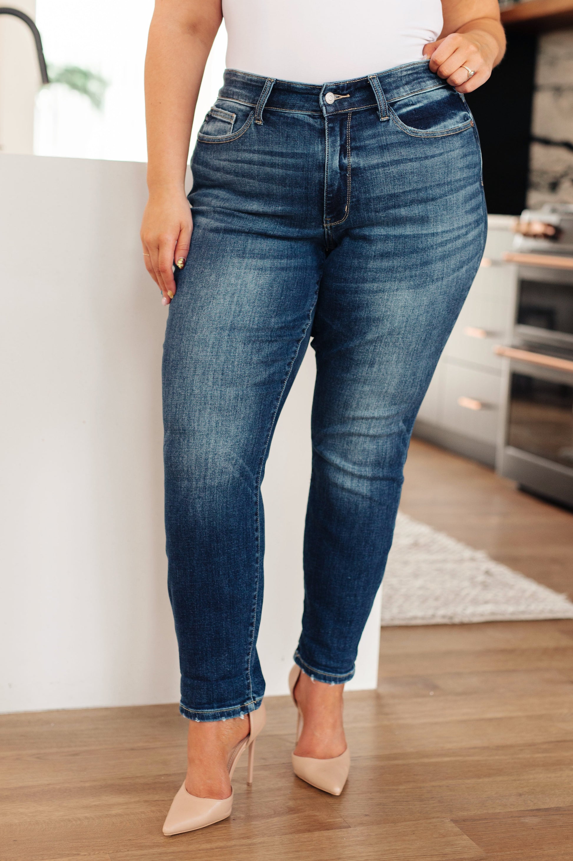 London Midrise Cuffed Boyfriend Jeans - Judy Blue