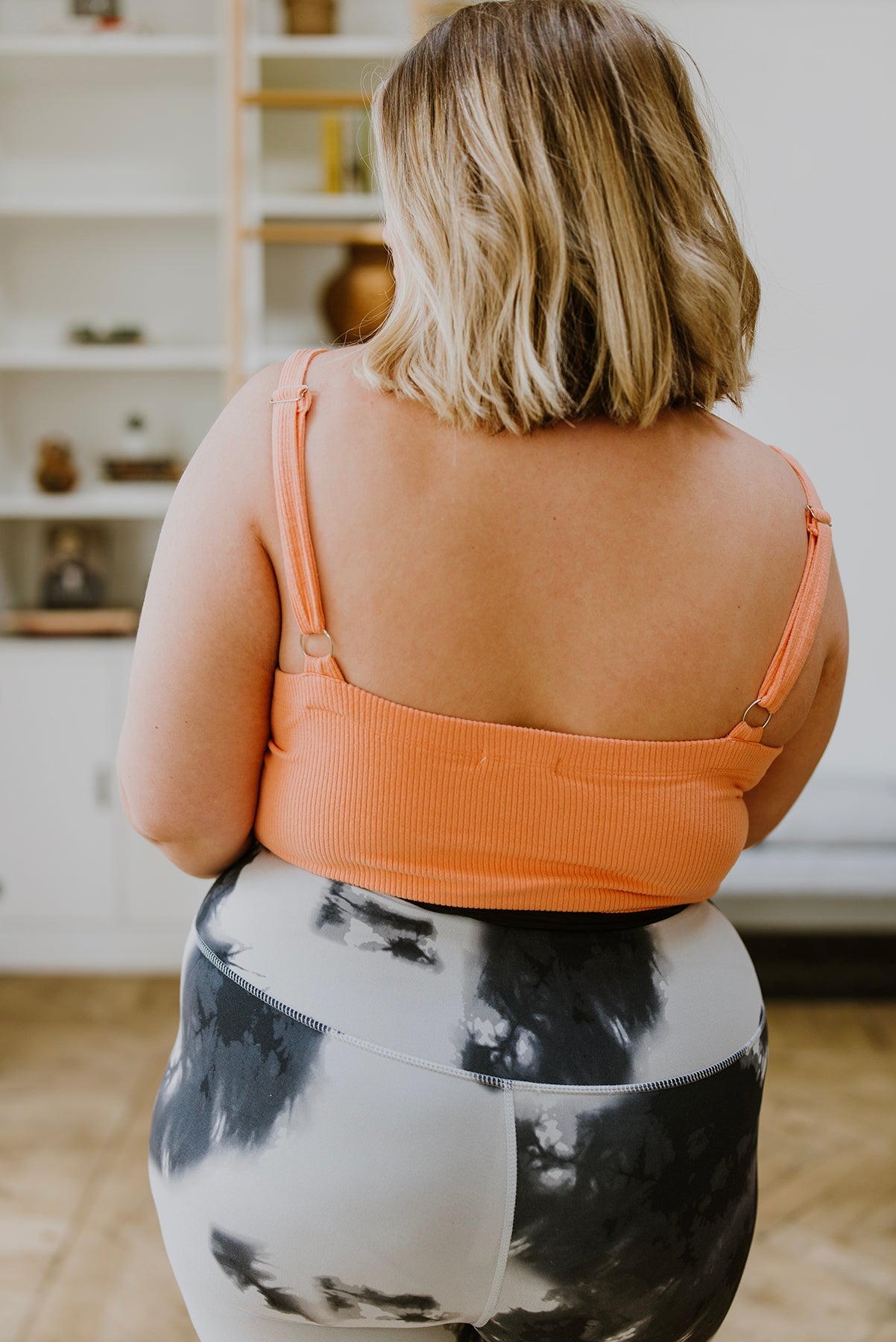 Tell Me More Crop Tank In Coral - White Birch