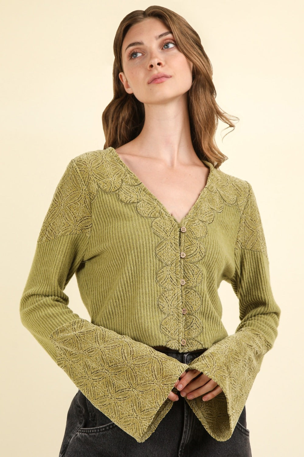 VERY J V-Neck Lace Detail Button Down Crop Ribbed Knit Top - Olive