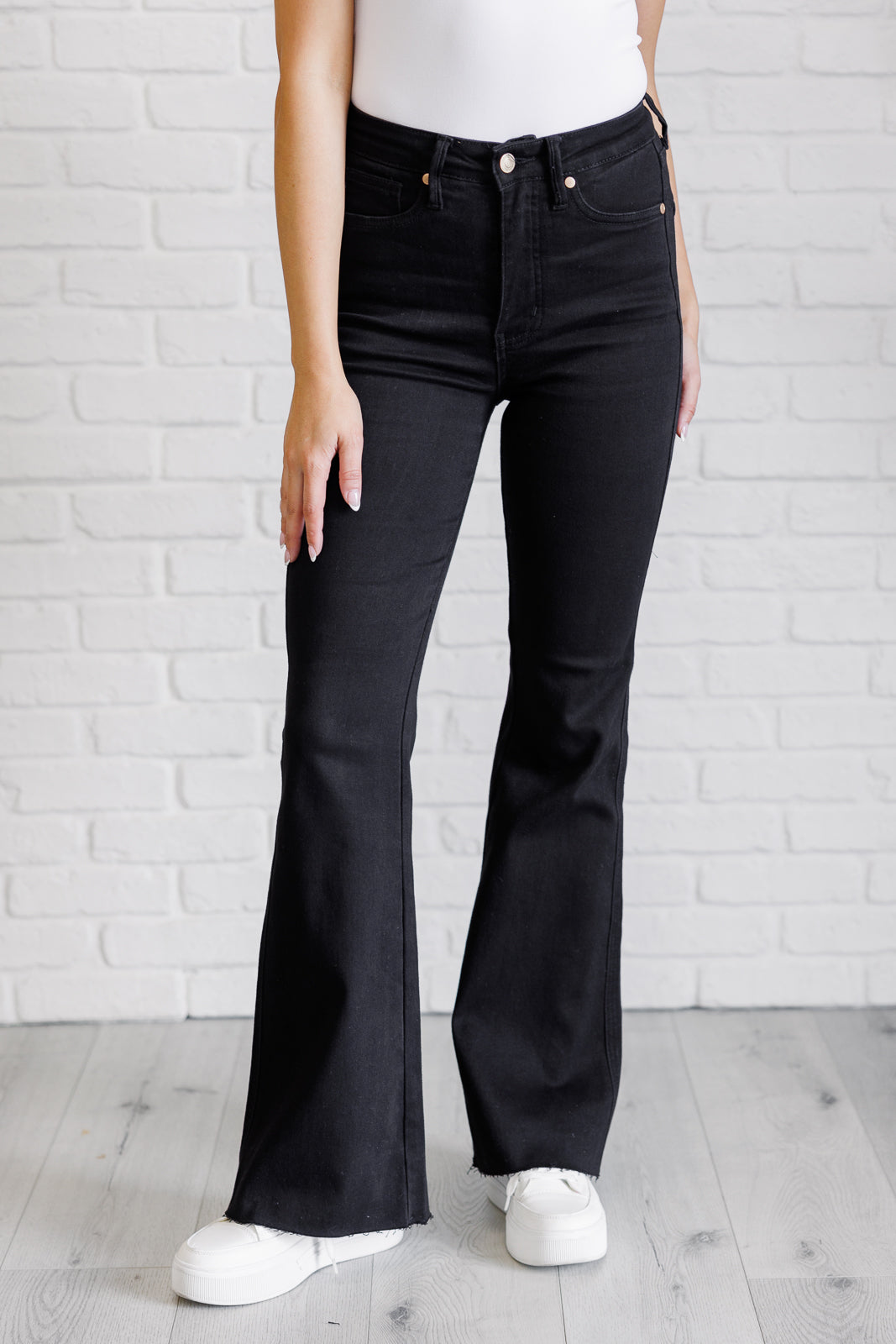 Etta High Rise Control Top Flare Jeans in Black - Judy Blue