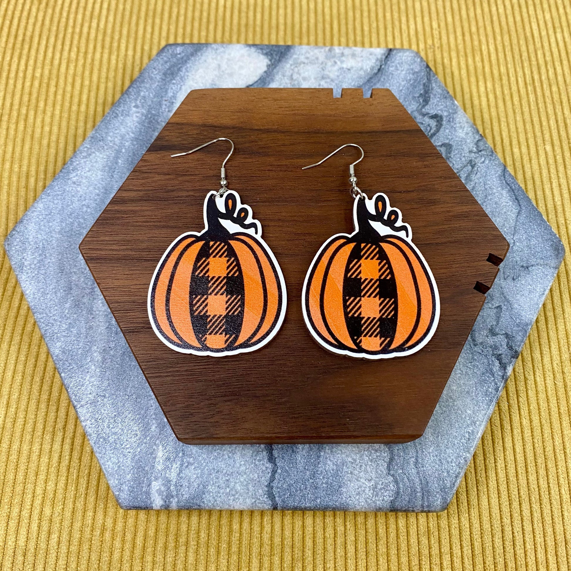 Wooden Dangle Earrings - Fall - Plaid Pumpkin