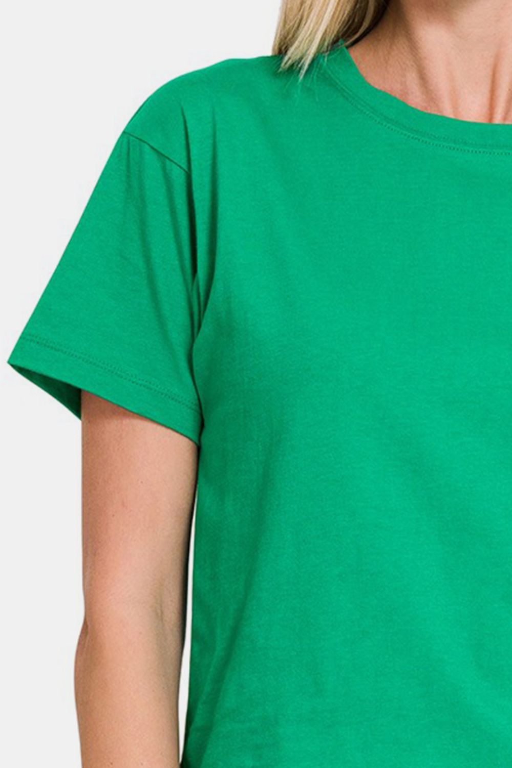 Zenana Round Neck Short Sleeve Cropped T-Shirt - Green
