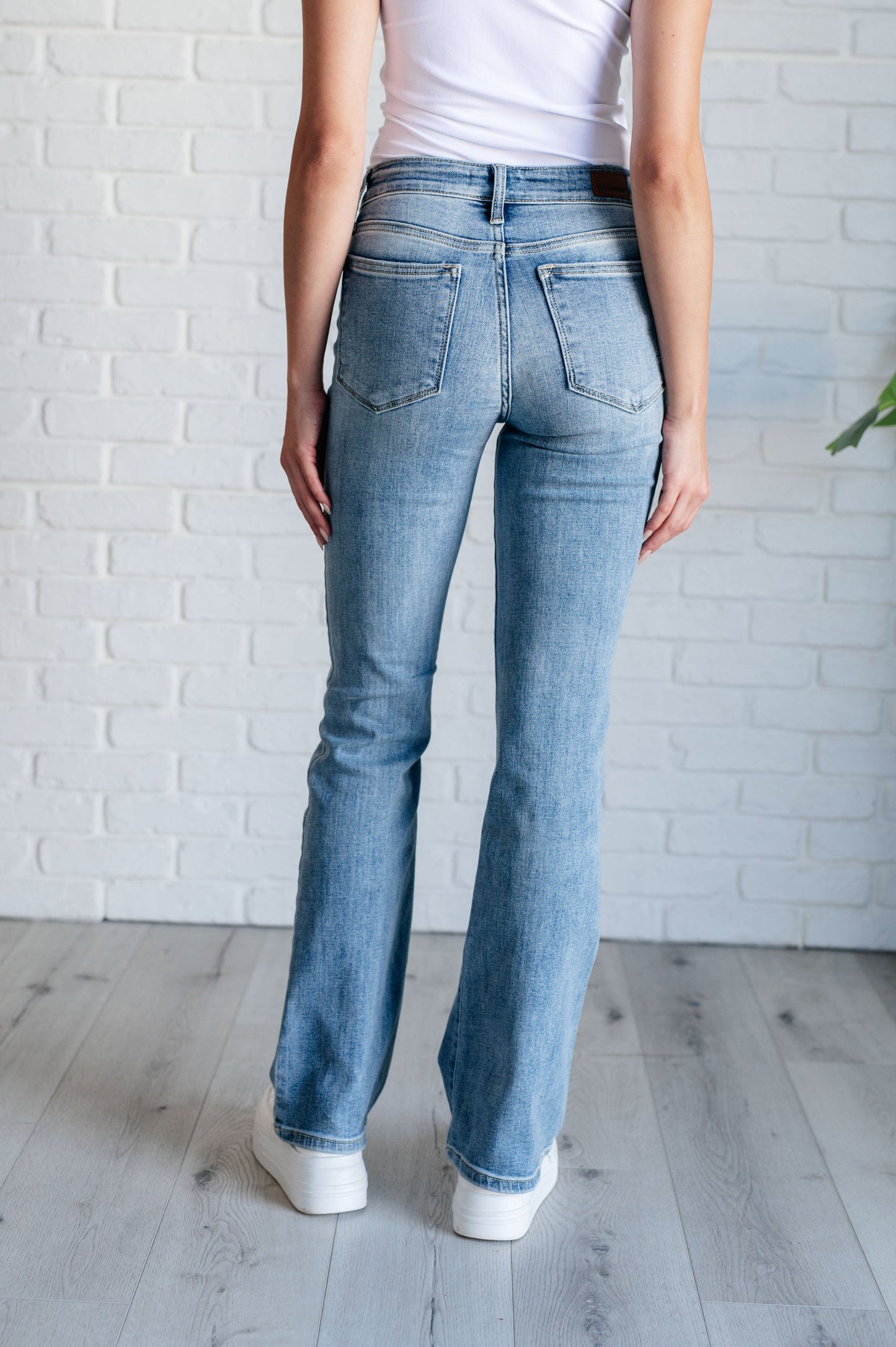 Alana Mid Rise Clean Bootcut Jeans - Judy Blue