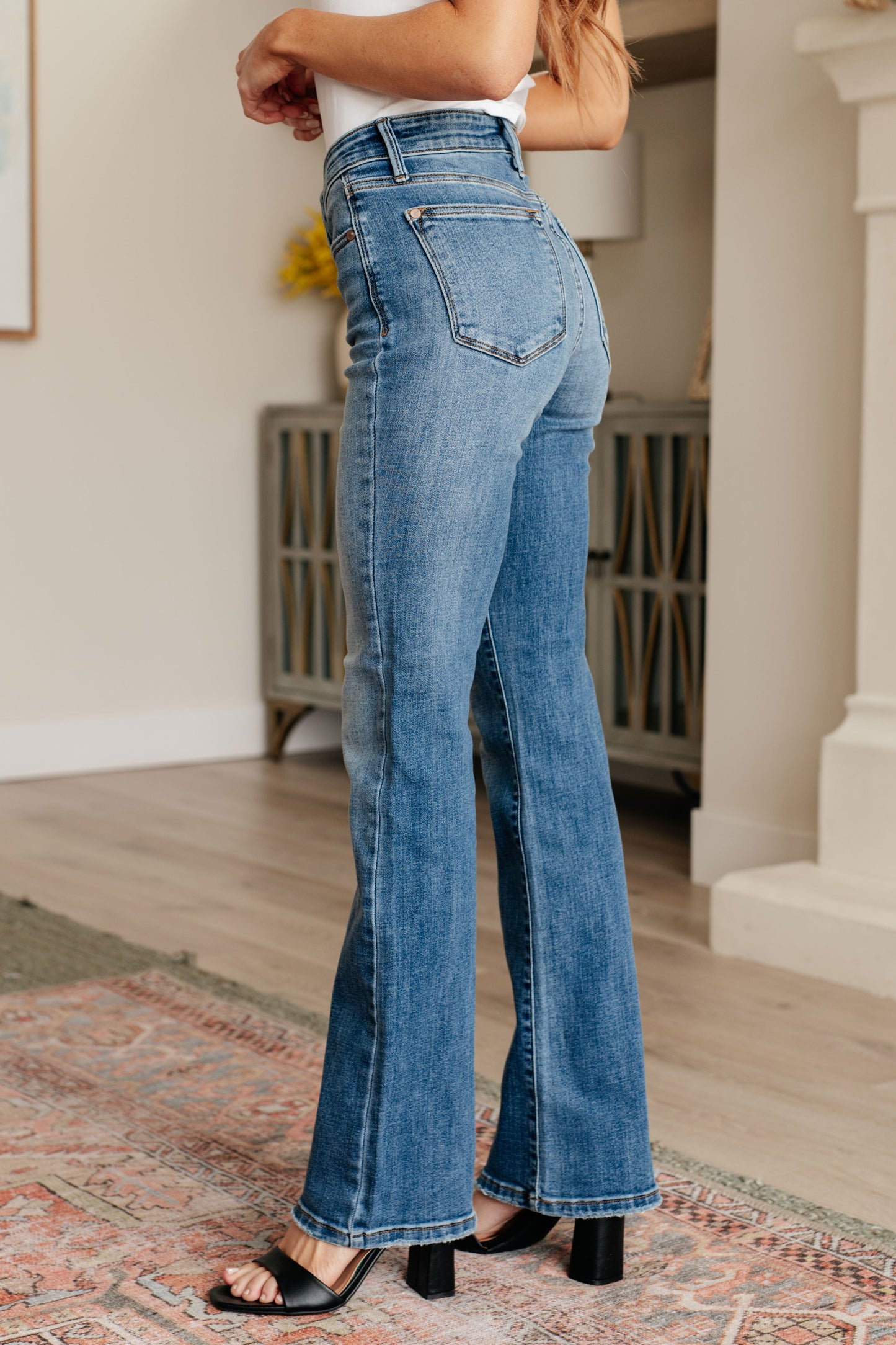 Genevieve Mid Rise Vintage Bootcut Jeans - Judy Blue