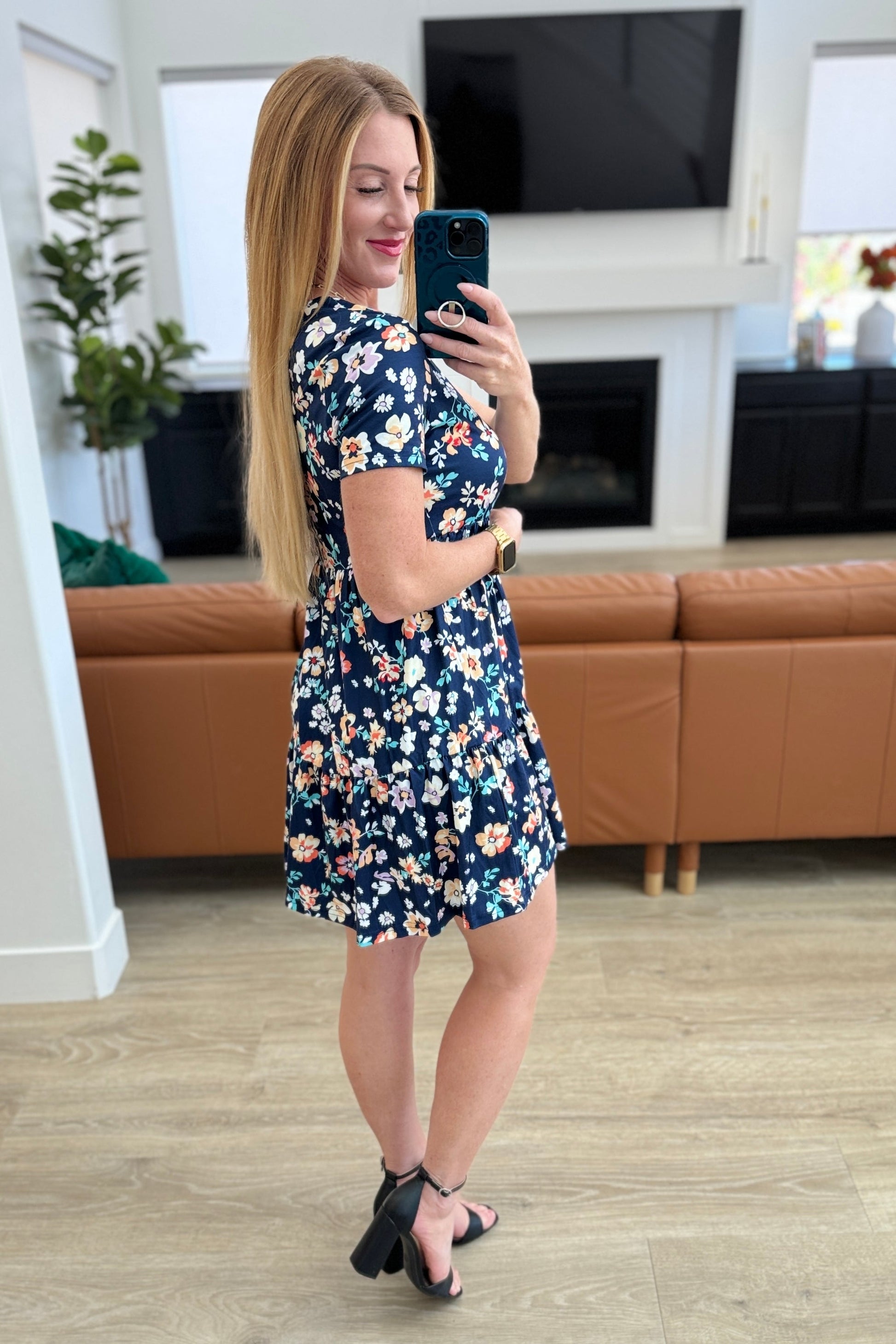 French Friday Floral Dress - One Eleven North