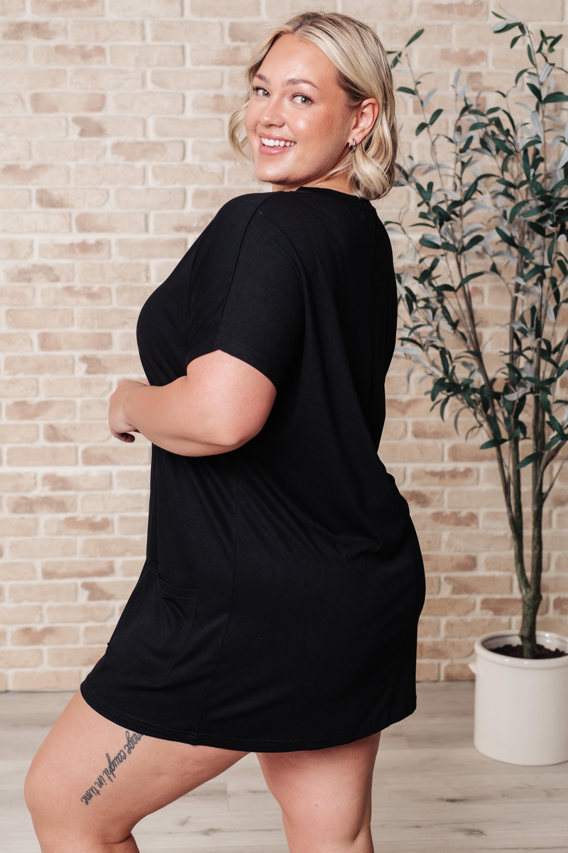 Kind Of Casual Pocket Tunic Dress - One Eleven North