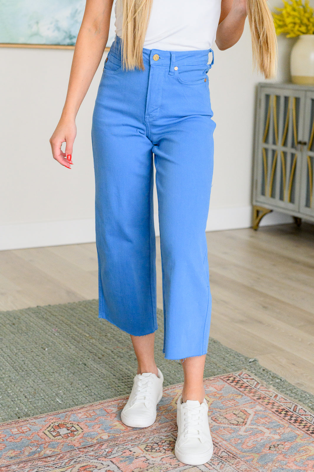 Lisa High Rise Control Top Wide Leg Crop Jeans in Sky Blue - Judy Blue