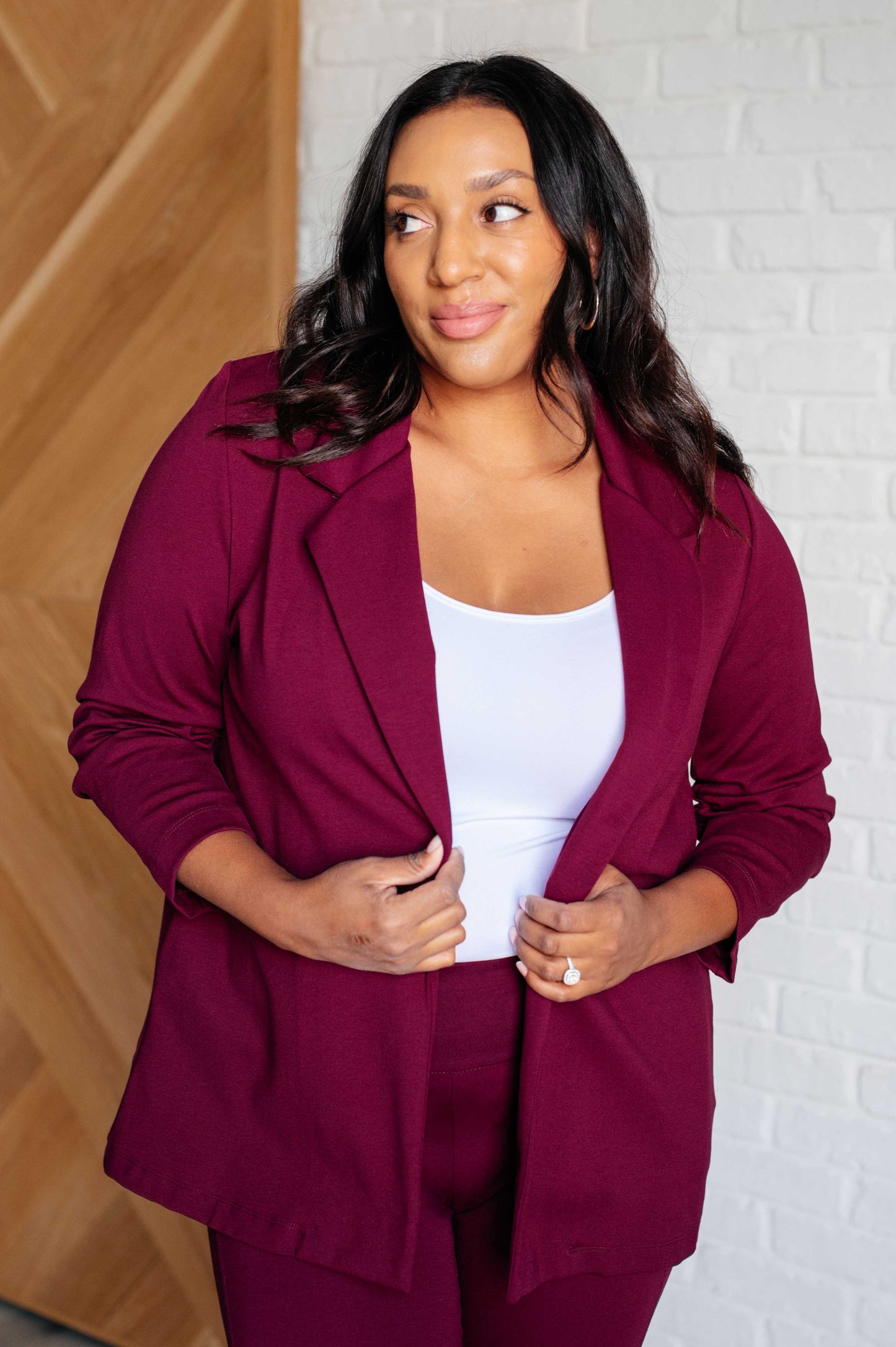 Magic 3/4 Blazer in Wine - Dear Scarlett