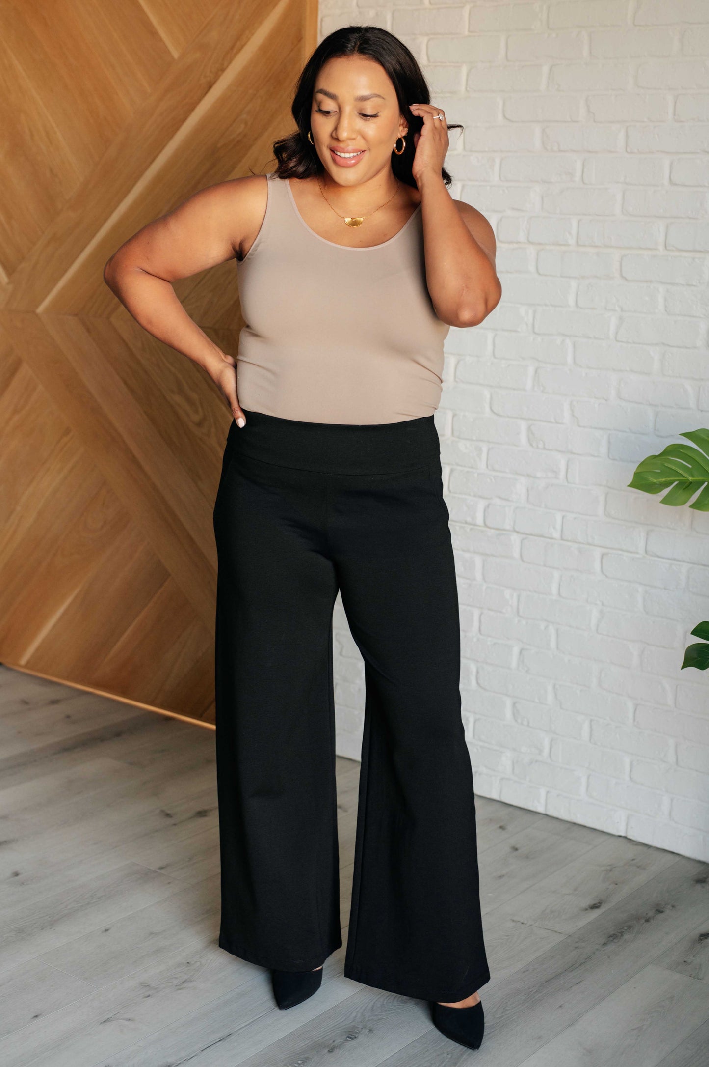 Magic Wide Leg Pants in Black - Dear Scarlett