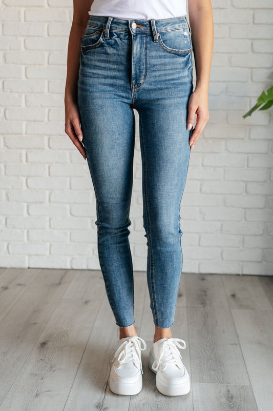 Nicole Tummy Control Skinny Jeans in Vintage Wash - Judy Blue