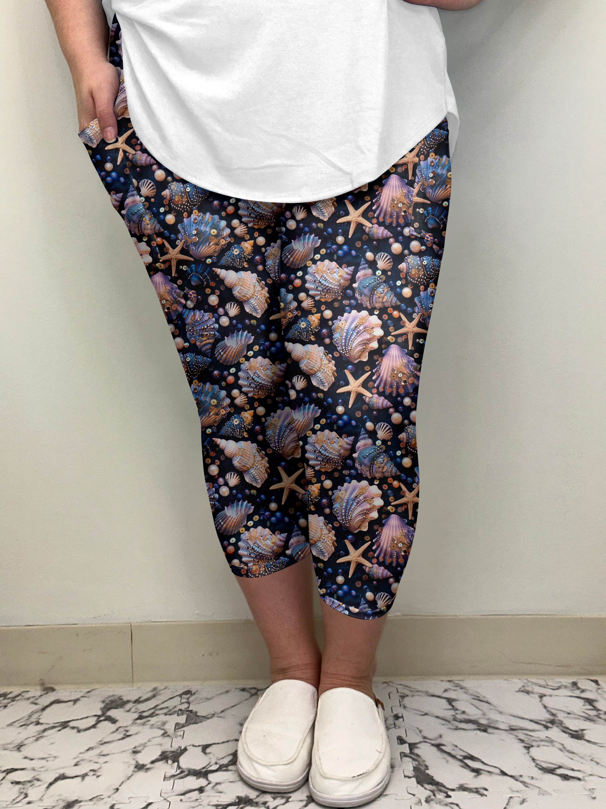 Sea Shell Capri w/ Pockets