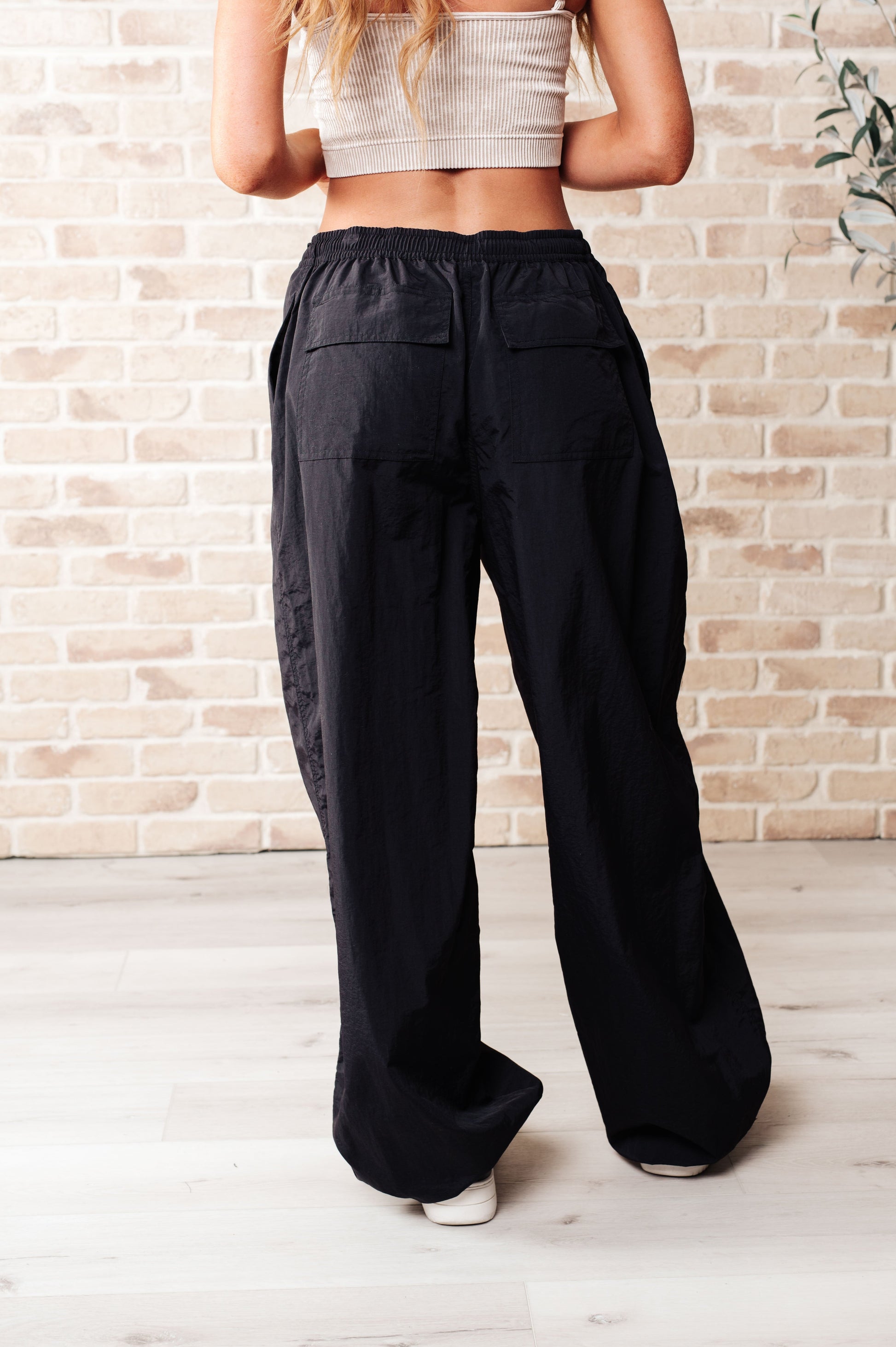 Step Up Joggers in Black - HYFVE