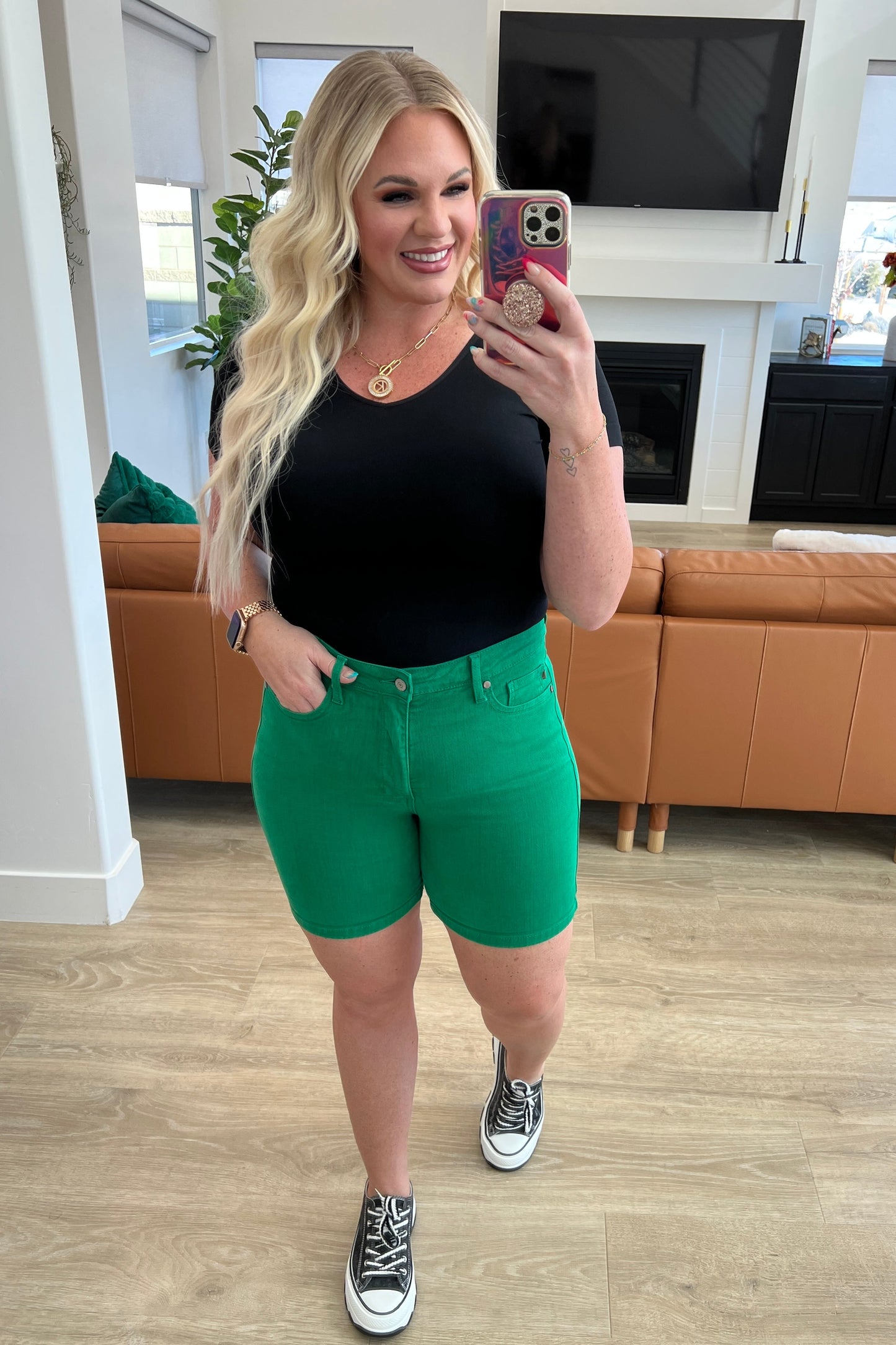 Jenna High Rise Control Top Cuffed Shorts in Green - Judy Blue