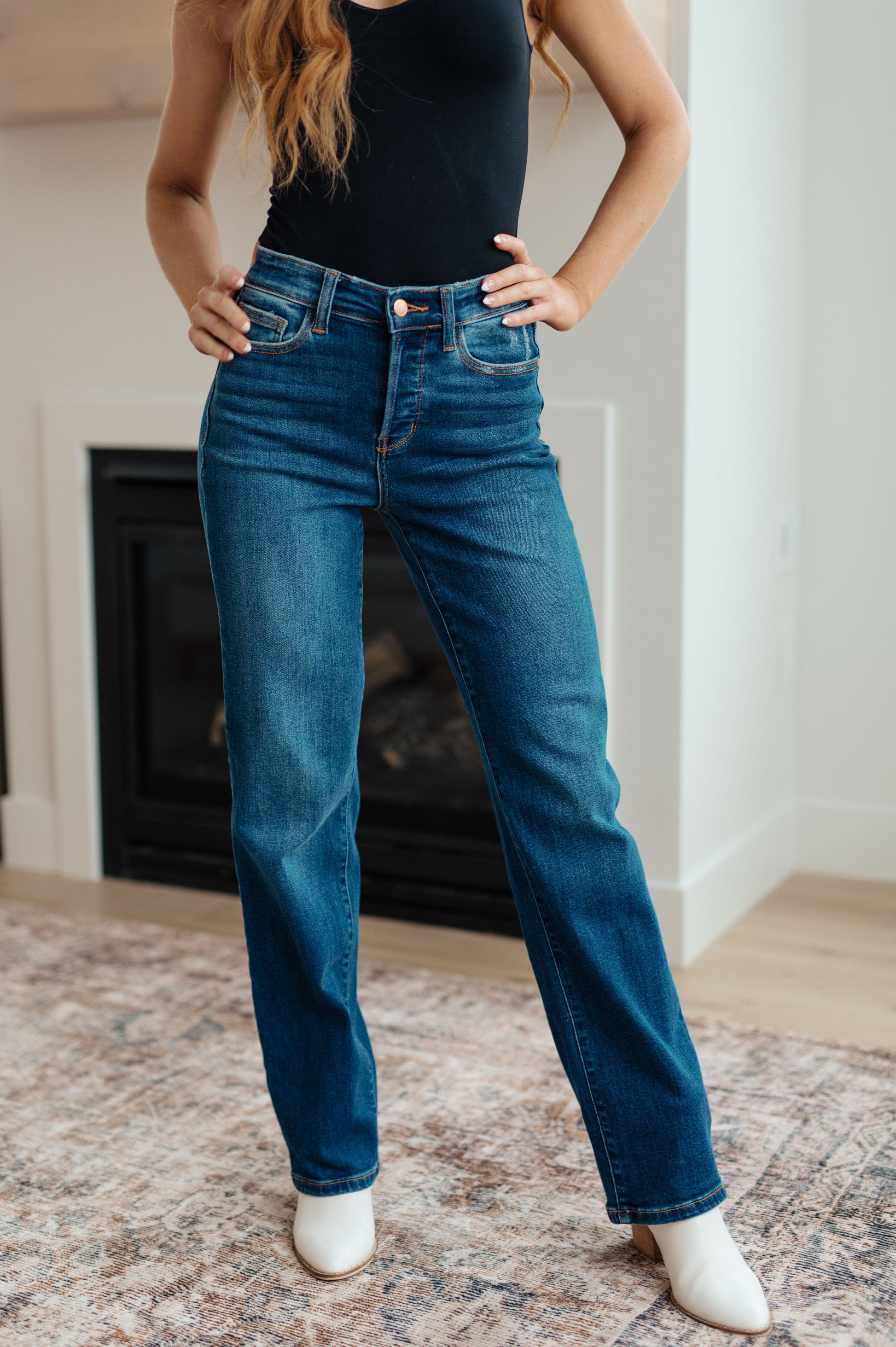 Pippa High Rise Button Fly Dad Jeans - Judy Blue